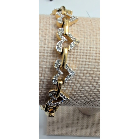 Signed Swarovski Clear Crystal Heart Link Gold Tone Vintage 8” Bracelet - Picture 6 of 8